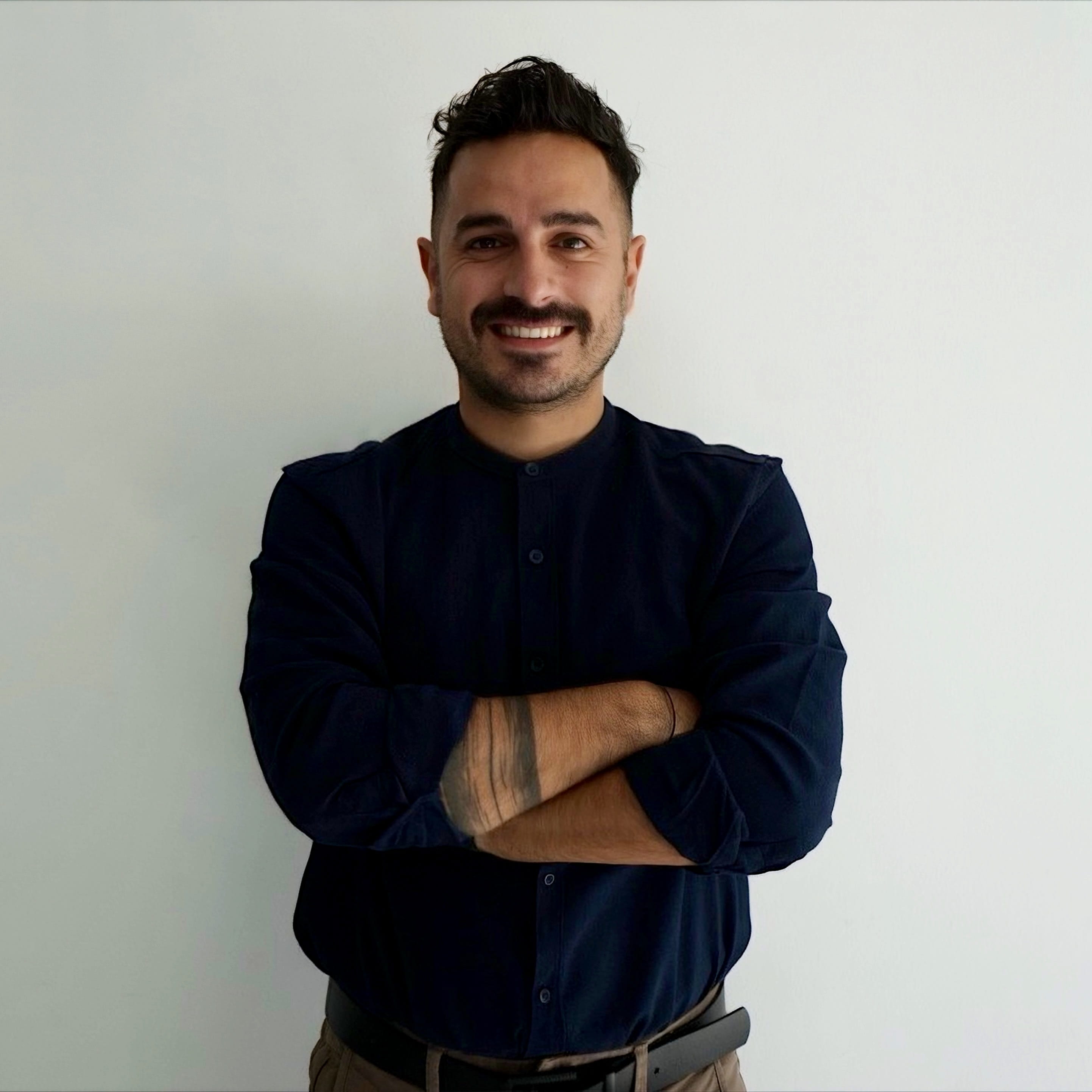 Portrait of Dr. Anıl Eyupoğlu